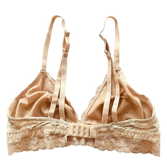 La Vie En Rose lace Bralette. Peachy pink colour. Size Large - Picture 5 of 9